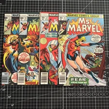 Ms Marvel Comic Lot Of 4 1977 (3, 10, 12, 14)