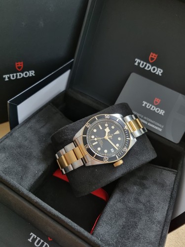 Tudor Black Bay S&G Heritage 79733N Black Dial Bracelet Like New Box & Card 2025
