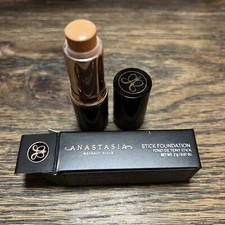 Anastasia Beverly Hills StickFoundation, Matte finish Warm Tan Vegan Travel Size