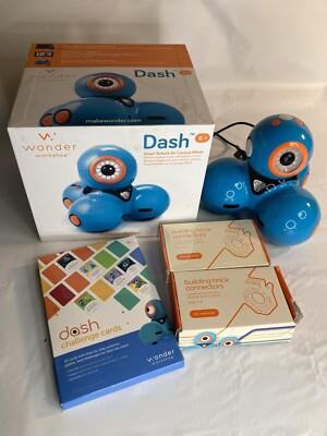 Wonder Workshop Dash Robot Challenge cards Two Building Blockb (Tested: Working)