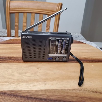 Vintage Jensen AM/FM 12 Channel Transistor Radio Model MR-400 - Working