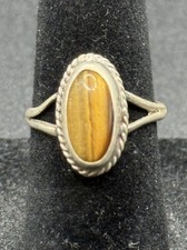 Dainty Sterling Silver Tigers Eye Split Shank Ring Size 4.00 2 Grams Z8