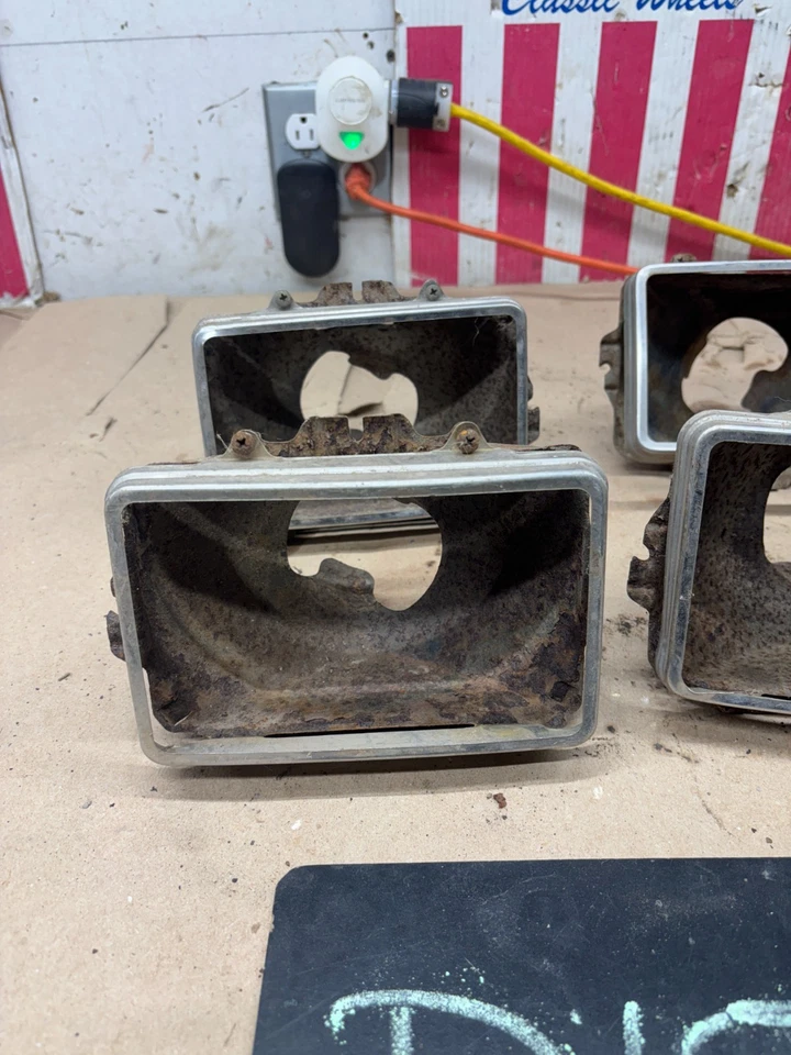 4 - 4X6 CUBOS DE FAROS CON ANILLOS HAZ SELLADO FORD CHEVROLET DODGE PROJECT OE Foto 2 de 4