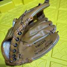 Rawlings Tony Gwynn 9.5   RBG155 Baseball Glove Deep Well Pocket for Kids