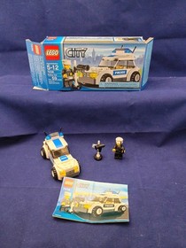 LEGO CITY: Police Car (7236) Used 100% complete w/instructions.  W/ Original box