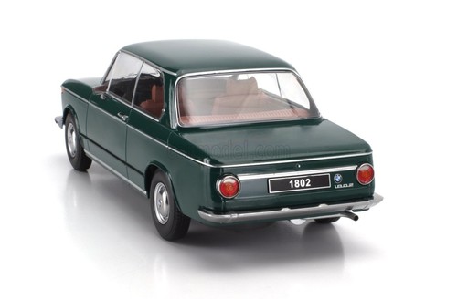 MODELLINO AUTO STATICO KK SCALE BMW 1802 1-SERIE RESTYLING 1971 VERDE 1:18 - Imagen 5 de 6