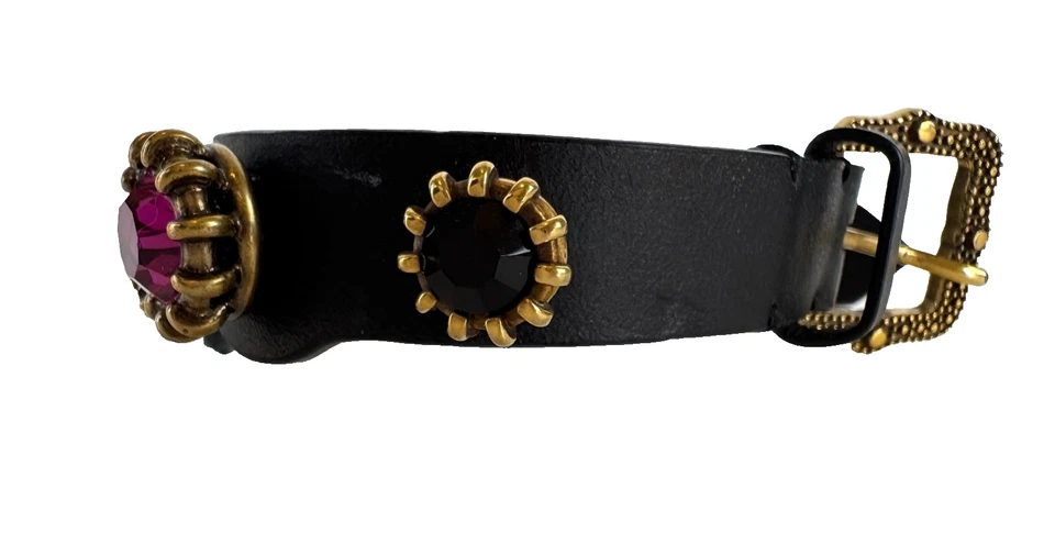 Auténtico Brazalete Gucci Tono Dorado Cabeza de Tigre Multicolor Cristal Negro Cuero Hebilla Foto 4 de 4