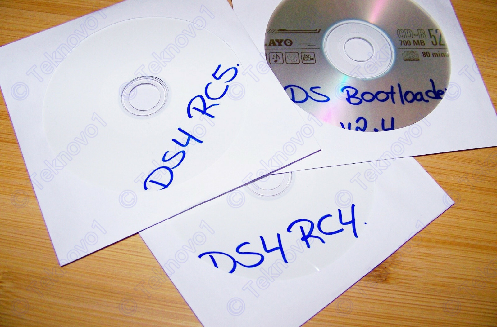 1x Dreamshell Disk Pack for Dreamcast SD Adapter + 1x PC Memory Reader ...