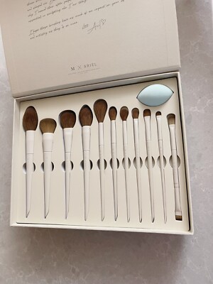 Morphe x Ariel eye and face brush set Collection NWT