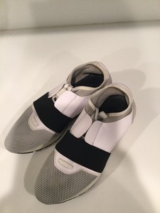 balenciaga race runners mens white