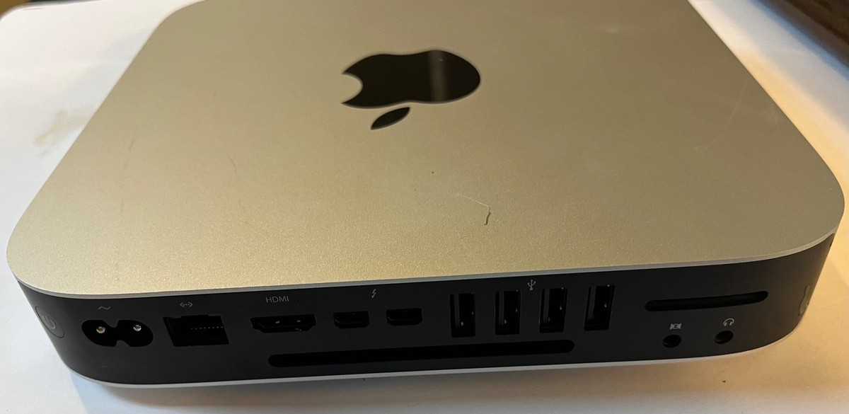 Apple Mac Mini Late 2014 MGEQ2LL/A 2.8Ghz i5 8GB 1TB HD
