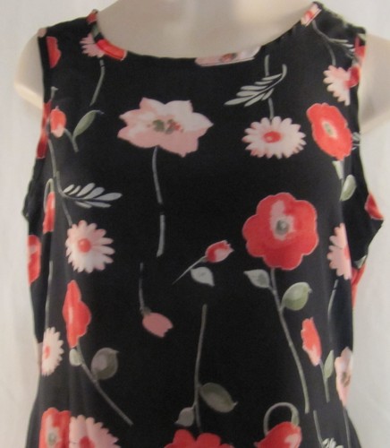 My Michelle Sleeveless Black Dress with Pink Flowers Size 14 - Picture 2 of 3