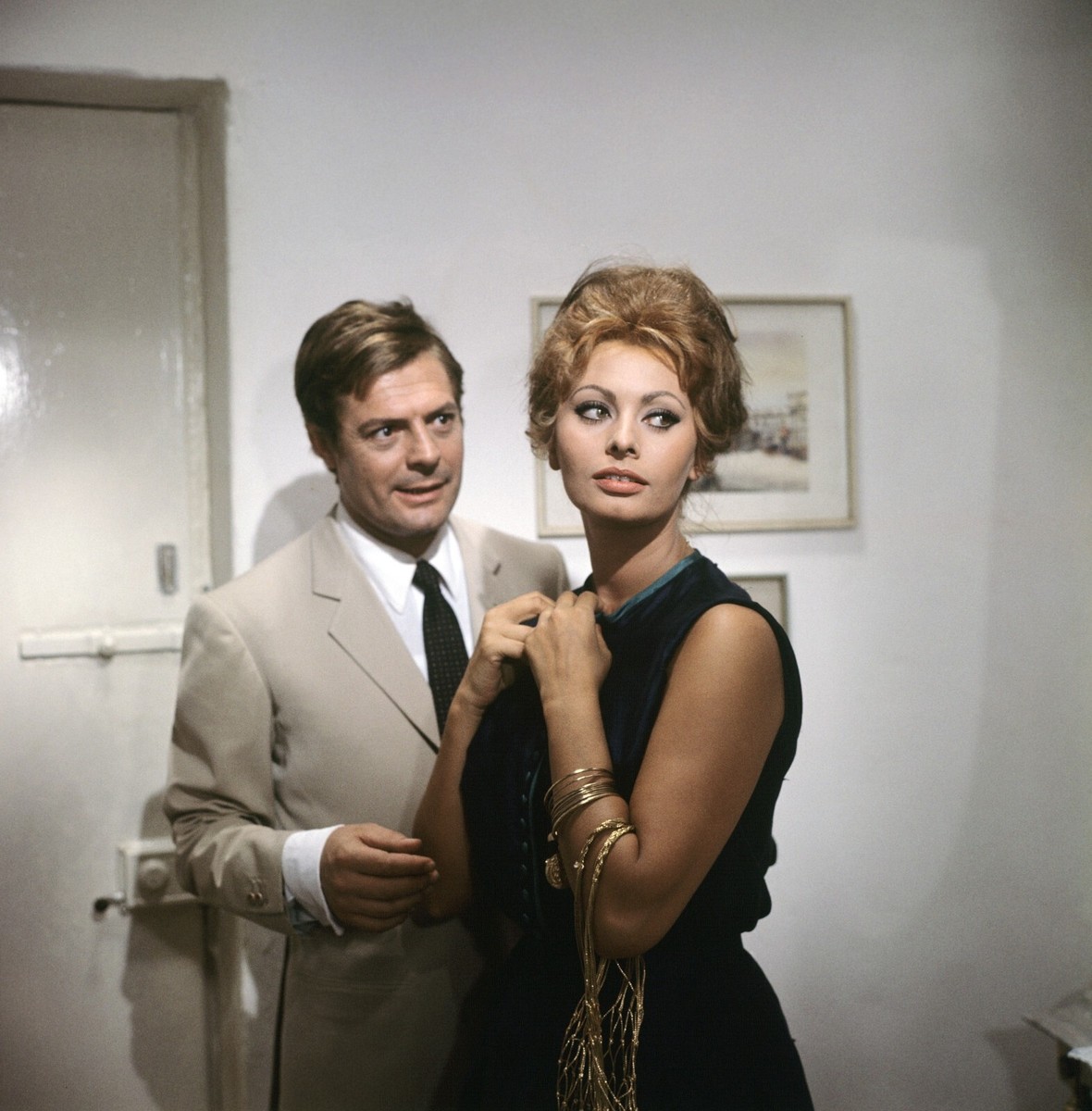 sophia loren gold dress 10x10 giclee photo NPU-Dorie-202608