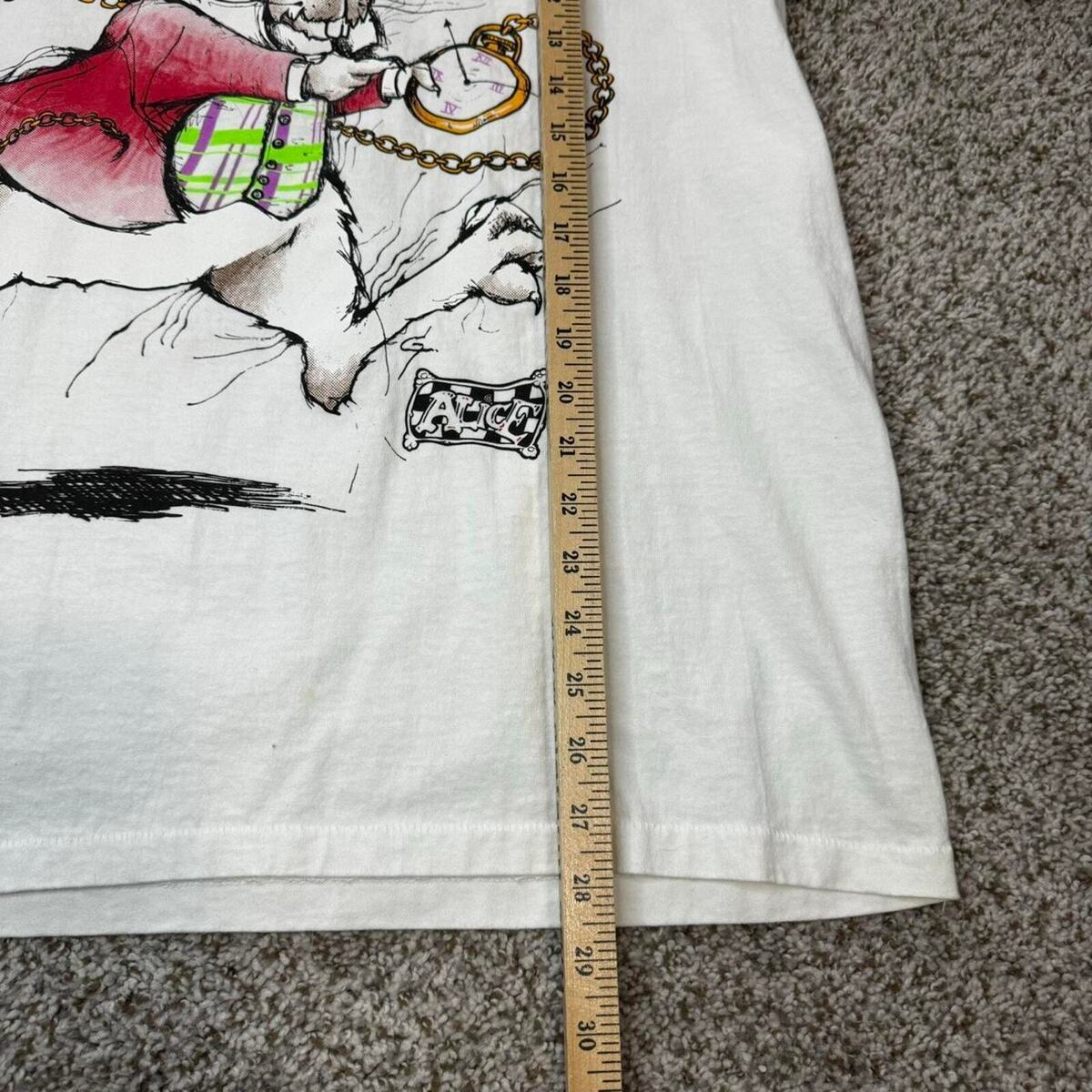 RARE VTG 90s Alice n Wonderland Andazia Art tee Made in USA RARE VTG 90s Alice n Wonderland Andazia Art tee Made in USA