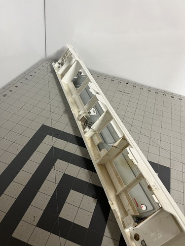 GE Microwave Vent Grille Assembly White OEM Part# WB07X10415 - Picture 3 of 7