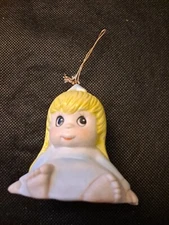 RUSS BERRIE & CO MADE IN TAIWAN BABY GIRL BELL!    e8868UXX