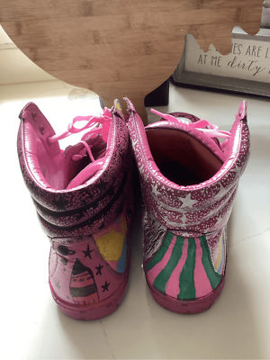 Kenneth Cole Reaction Hand Painted Barbie Core Ken Shoes Sz  display picture 2