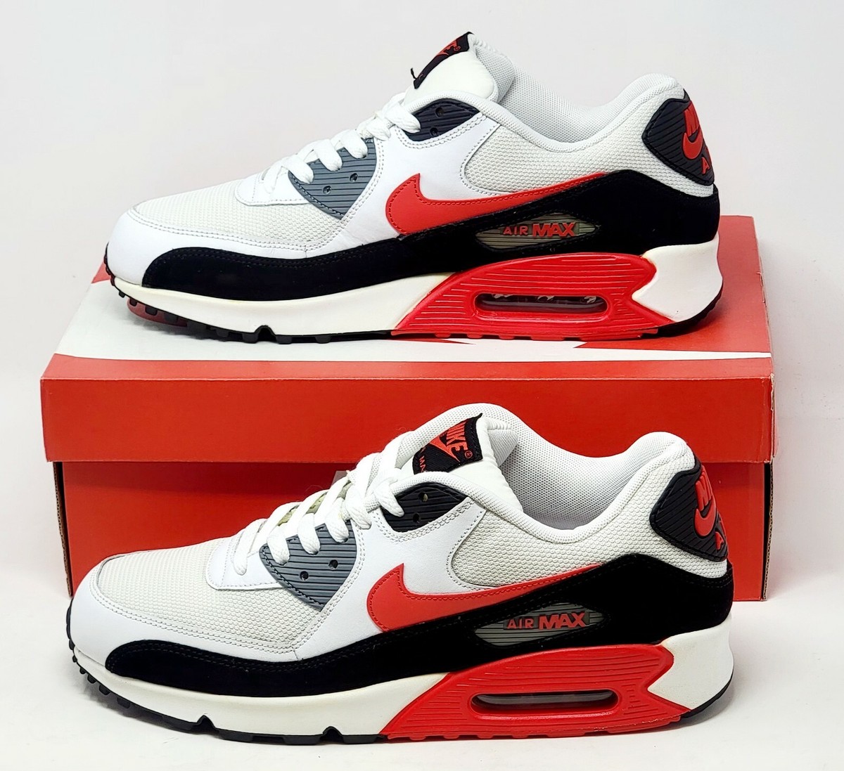Nike Air Max 90 Essential 537384-112 US Size 11 Pre-Owned