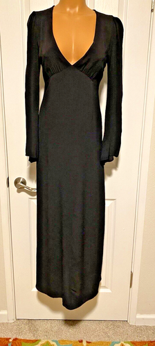 FOREVER 21 BLACK GOTHIC STYLE W/ DEEP PLUNGE & BACK LACE INSET LONG DRESS SZ S - Picture 4 of 11