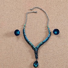 Blue Round Crystal Pendant Necklace and Stud Earrings Jewelry Set, Silver Tone