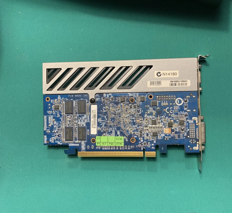 This GIGABYTE ATI Radeon HD 5450 1 GB DDR3-VGA- DVI-HDMI-GV-R545SC-1GI - Image 2 of 3