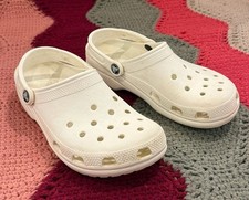 Crocs Classic Unisex Clog Size M7/W9 White Rubber Lightweight Comfortable Shoes