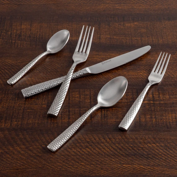 Fortessa Lucca Faceted Brushed 18/10ss 20pc Flatware Set - Image 3 of 4