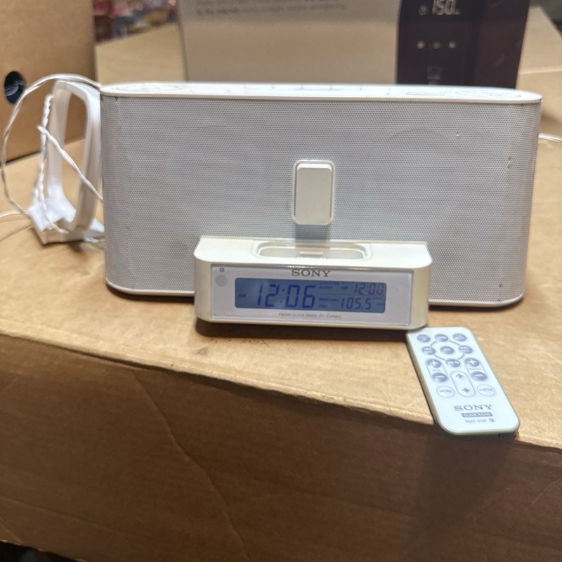 Sony Dream Machine Clock Radio 30 Pin iPod/iPhone Dock+remote ICF-C1iPMK2 White