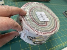Flourish Jelly Roll 10910JR Moda Precut 100 cotton fabric quilt 2.4 Strips