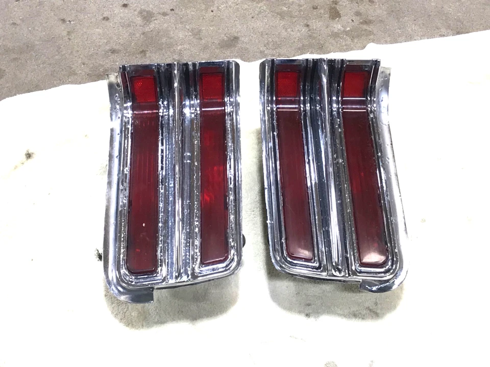 Buick Wildcat 1965 conjuntos de luces traseras laterales diestro y derecho # 5956239/59566240 Foto 4 de 4