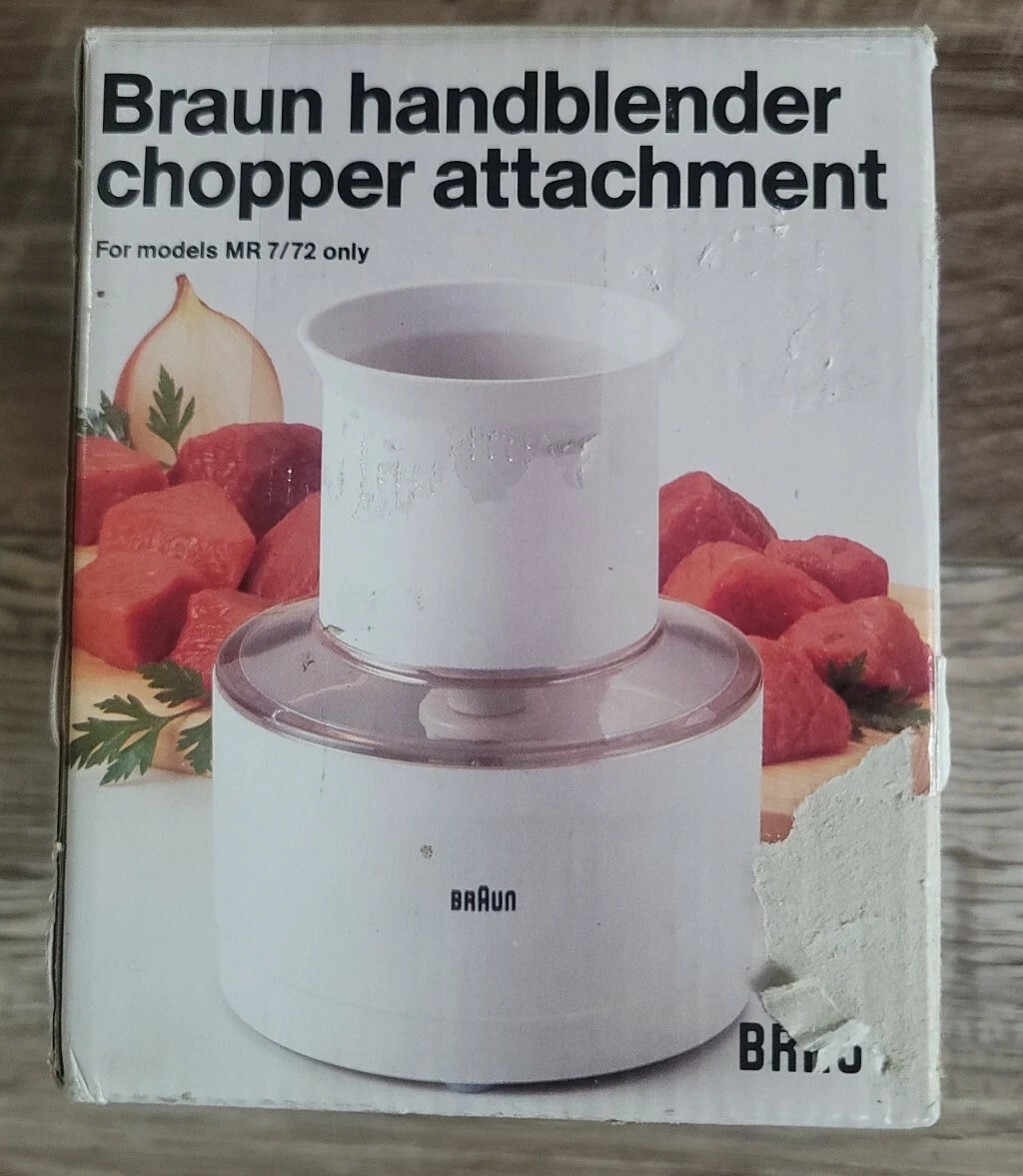 Chopping Carrot in BRAUN MR 550 