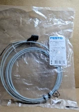 Festo NEBV-Z4WA2L-R-E-2.5-N-LE2-S1 Mat No. 8047679 Connecting Cable (NEW)