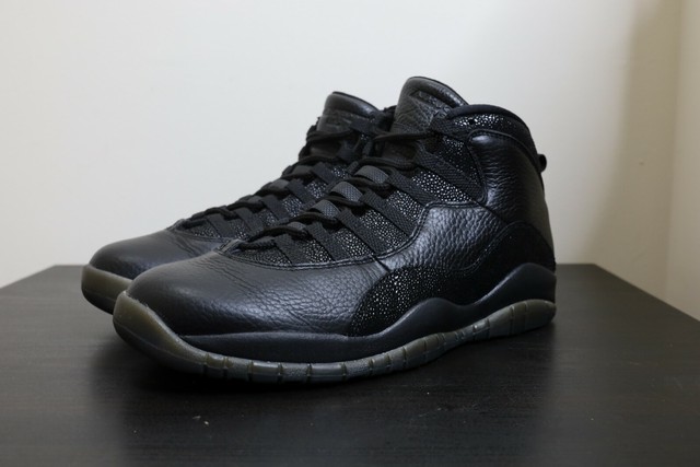 black and gold ovo jordans