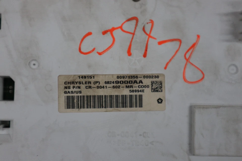 Dodge Journey 2015 2016 cabezal de instrumento velocímetro calibre panel fabricante de equipos originales sin usar millas Foto 3 de 4