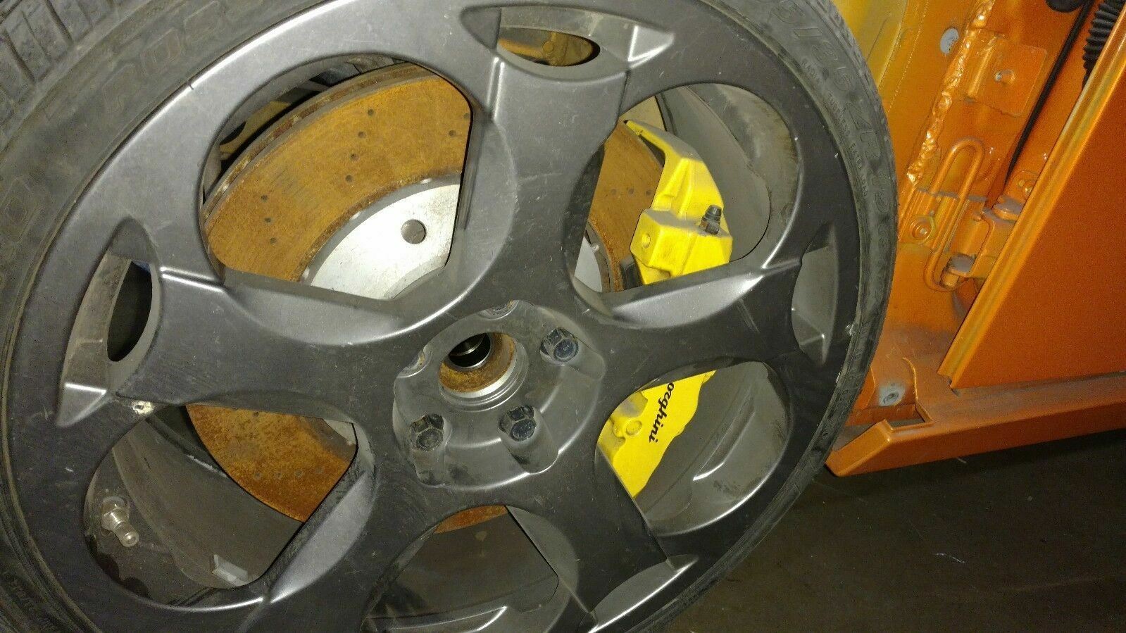 LAMBORGHINI GALLARDO FRONT LEFT DRIVER SIDE CONTROL ARMS SUSPENSION COMPLETE HUB