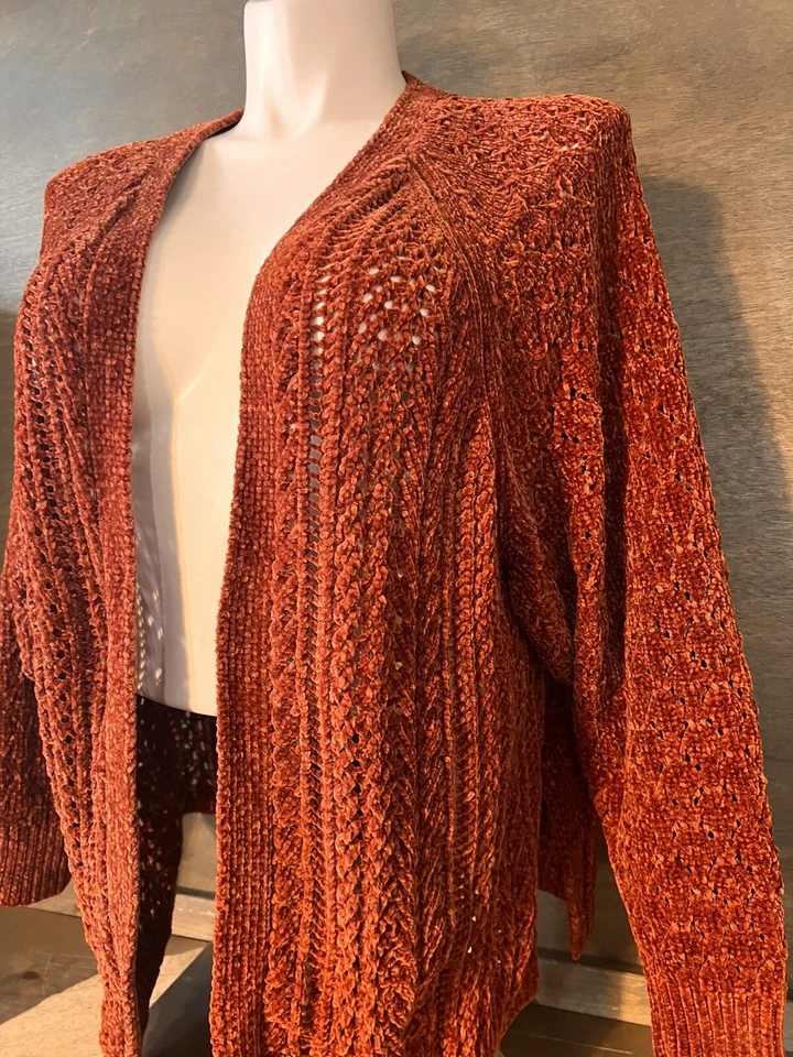 Cárdigan Xhilaration ÓXIDO Manga Larga Junior GRUESO SUAVE Talla XS/S USADO EN EXCELENTE ESTADO ABERTURAS Foto 2 de 4