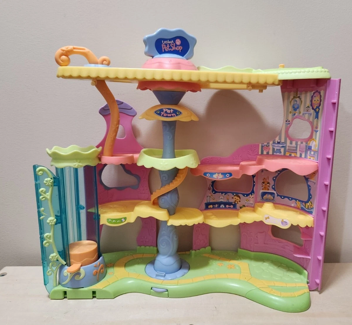 Littlest Pet Shop – Round pet town (1) - La boîte à jeux