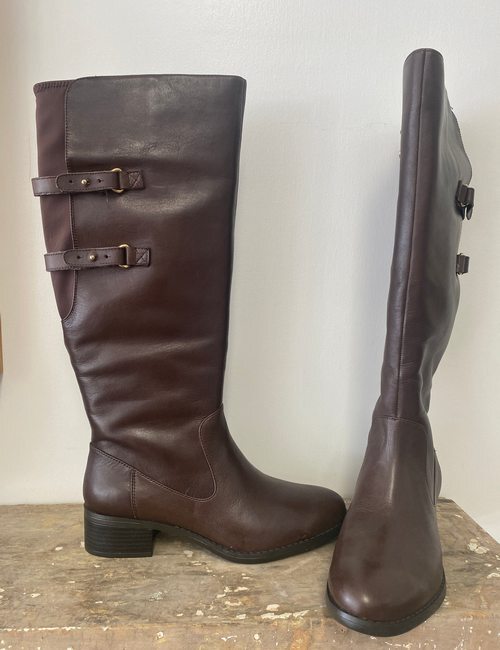 Isaac Mizrahi Riding Boots with Straps Medium Calf Angela Brown 8.5W New