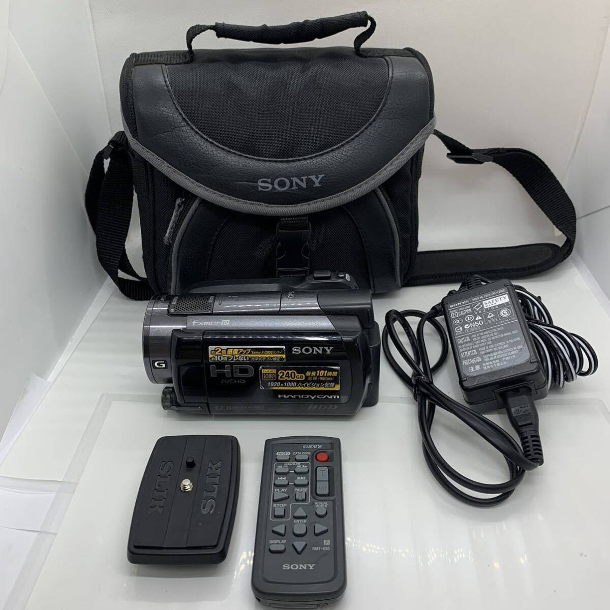 SONY　HDR-XR520 Amazon.com : Sony HDR-XR520V 240GB HDD High Definition