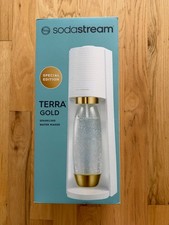 SodaStream Special Edition Terra Gold & Weiß 1L Flasche Sprudelwasserbereiter