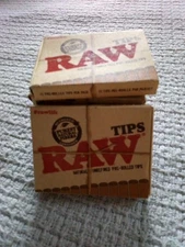 Raw Rolling Paper Filter Tips Boxes 105 Count - 5 Boxes of 21 Each