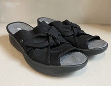 Bzees Smile Wedge Sandal Black Woman's 9.5 M Knotted Bow Slip On Stretch Fabric