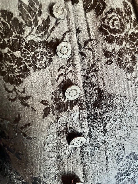 Vestido estilo victoriano disfraz para mujer en algodón negro/era botones rosa Foto 3 de 4