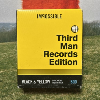 Third Man Records Edition Duochrome Black Yellow Polaroid 600