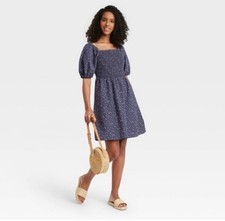 Universal Thread Puffed Sleeve Floral Dress Blue Smocked Sz S NWT