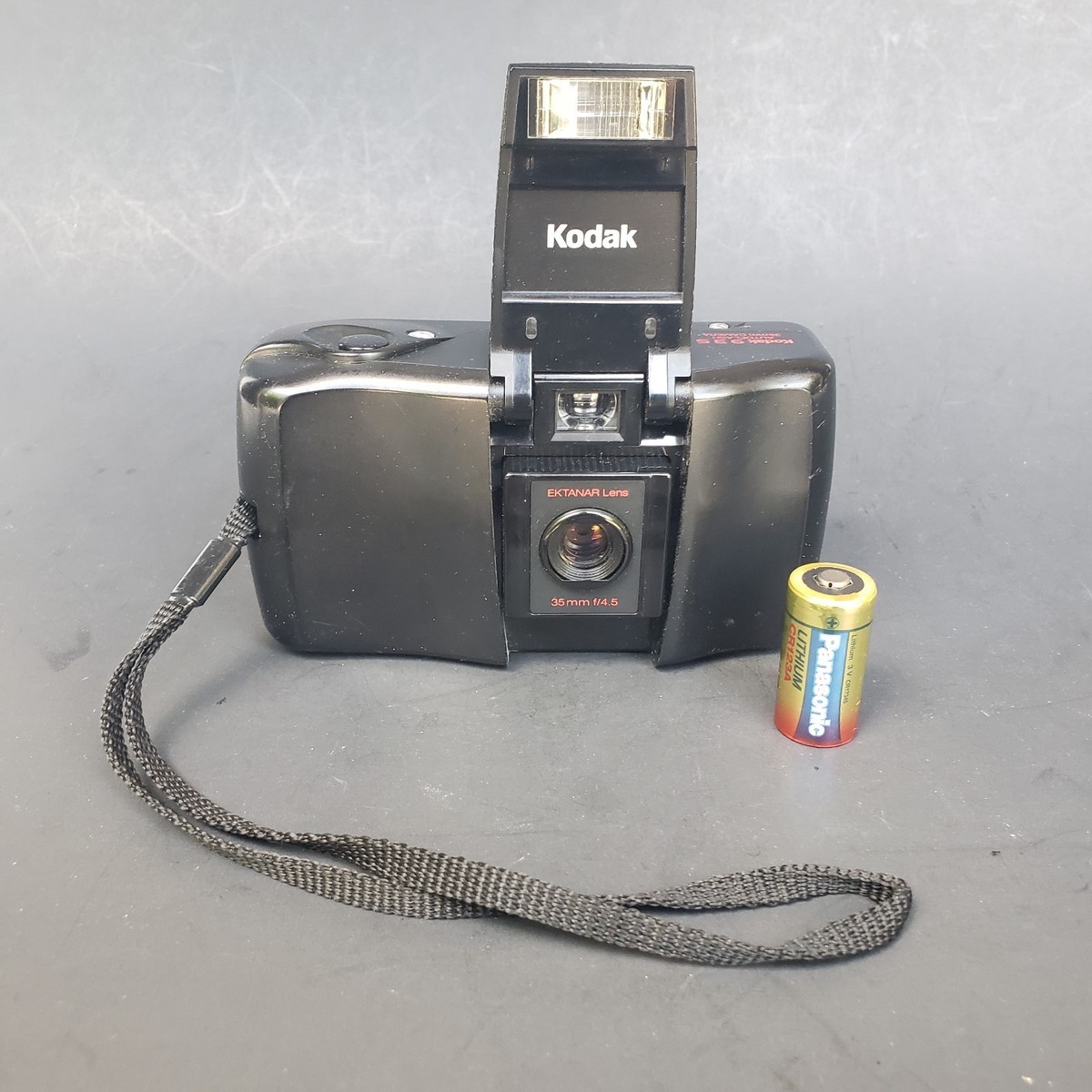 Kodak Star 935 Point & Shoot 35mm Film Camera with New Battery
