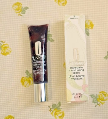 Clinique Superbalm Moisturizing Gloss 16 Black Honey 15ml - Image 1 of 4