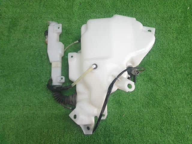 HINO Ranger 2007 BDG-GX7JGWA Windshield Washer Tank [Used] [PA109211530]