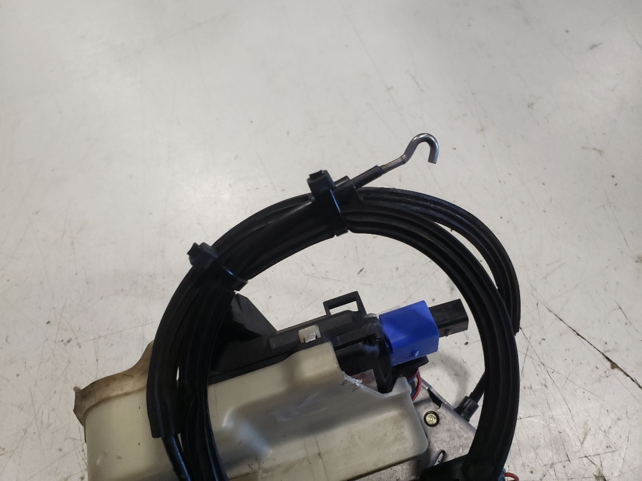 Bentley Flying Spur 2006 Front Right Door lock actuator