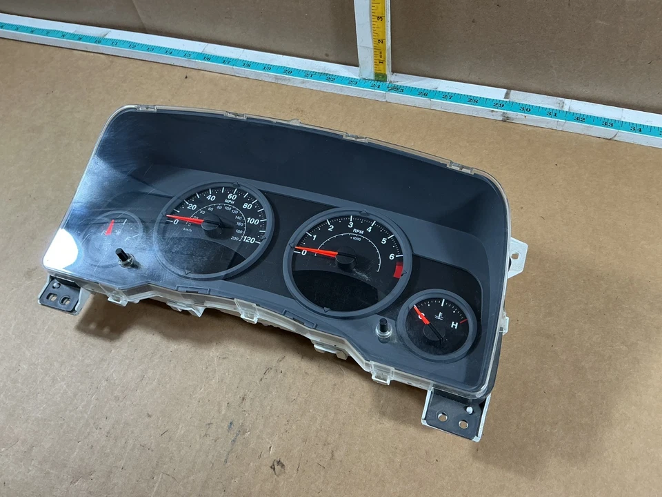 2007 Jeep Compass Patriot Speedometer Instrument Cluster 05172238AB OEM - Image 3 of 4